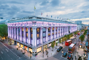 Кук подчертава важността на Китай в Чънду