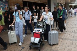 Сингапурският HK $ 30 400 Билка Бил Искри, предупреждаващо за аптека в Хонконг