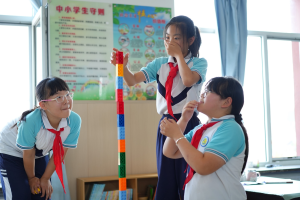 LEGO има желание да надгражда върху успеха в ученето чрез игра