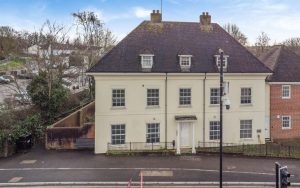 Savills raises £49m at first February auction with 78% success rate